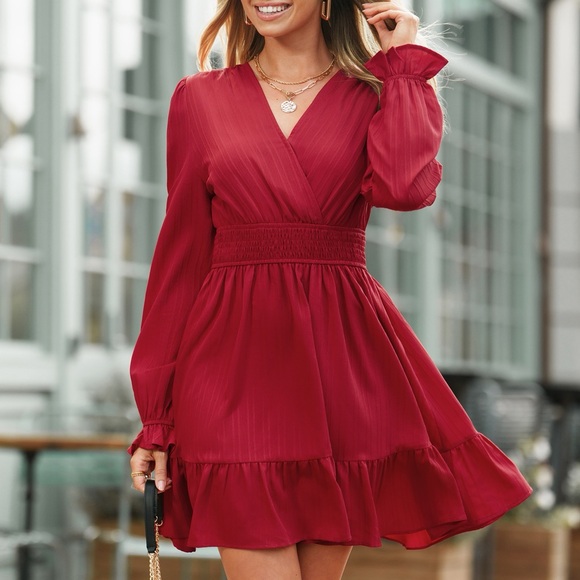 Red surplus long sleeve ruffle cuff midi dress - Picture 10 of 10